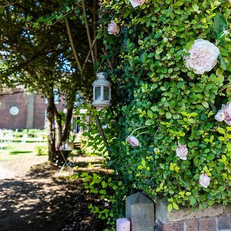 Church Farm Guest House Admaston Exterior foto